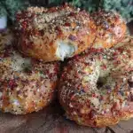 crispy sourdough bagels - featured image