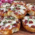 mini pizza bagel bites - featured image