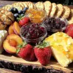 summer charcuterie board - featured image